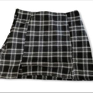 shein black plaid mini skirt !!